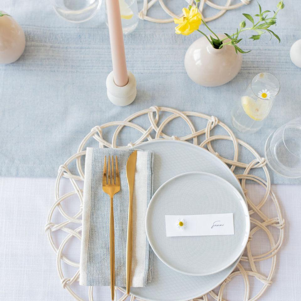 costal runner set used in a simple light tablescape